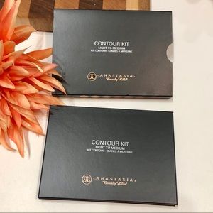 Anastasia Powder Contour Kit Light to Medium